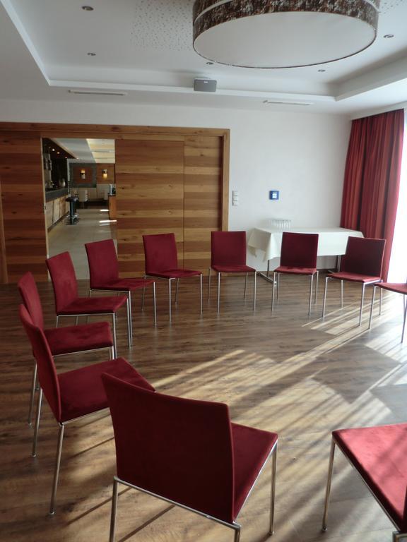 Alpenflair Hotel Buchloe Εξωτερικό φωτογραφία