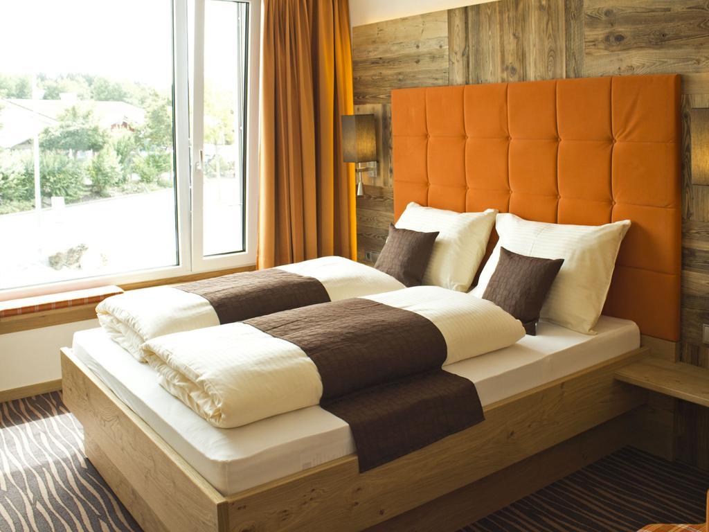 Alpenflair Hotel Buchloe Δωμάτιο φωτογραφία
