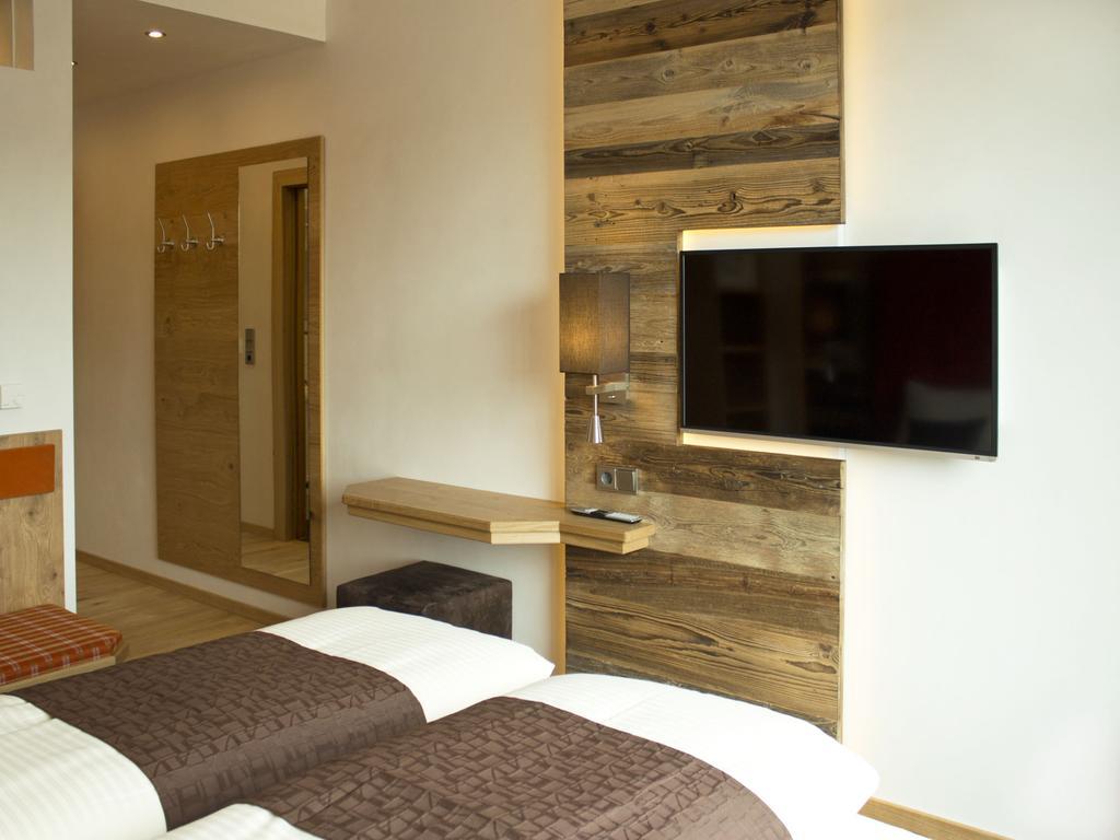 Alpenflair Hotel Buchloe Δωμάτιο φωτογραφία